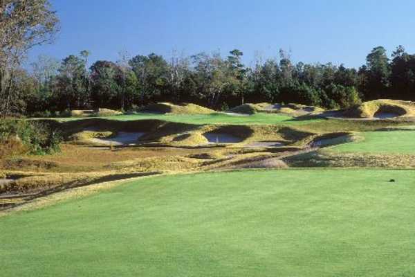 Barefoot Resort - Dye golf course