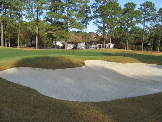 Hackler golf course at CCU - hole 1