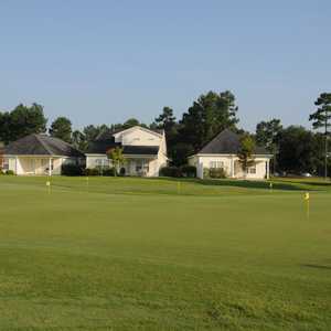 Pinecrest GC: putting green